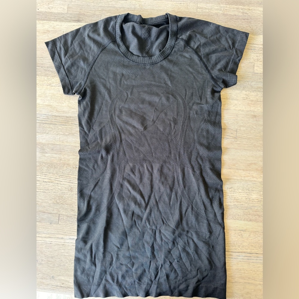 Lululemon Swiftly Tech Short Sleeve Shirt